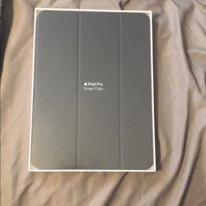 Brand new Ipad Pro Folio keyboard Case